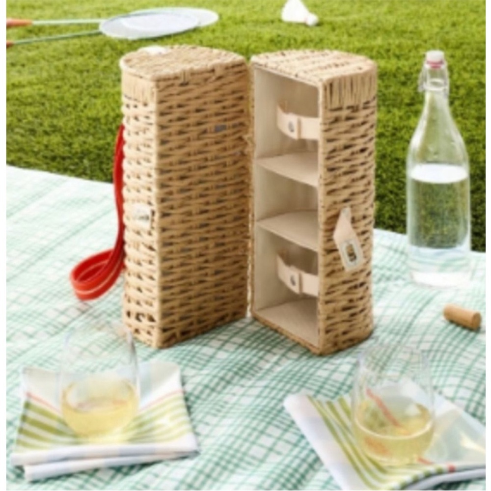 HEARTH & HAND NWT woven‎ bottle carrier basket